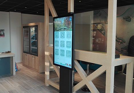 Photographie Borne interactive intérieure Pont-de-Veyle